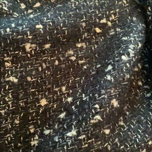 Meet your Posher, Hilary